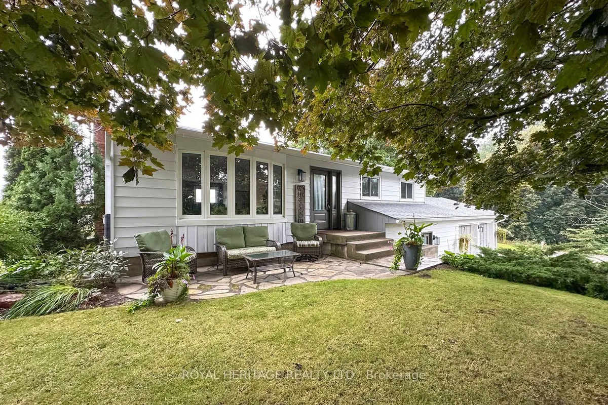 3517 Lockhart Road, ON L1B 0S1