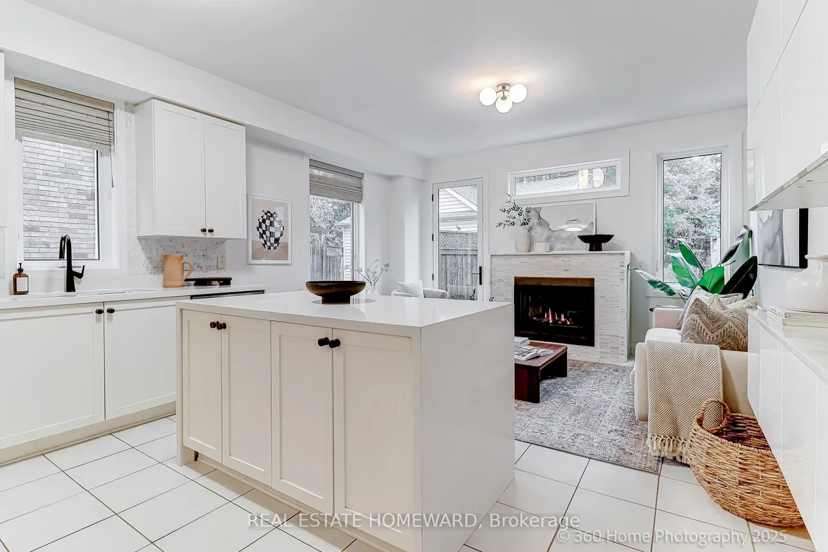 76 Whistle Post Street, ON M4E 3W8