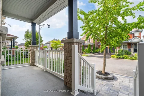 7 Cragg Crescent, ON L1T 0E4