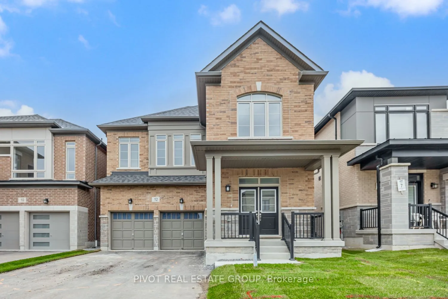 12 Waterfront Crescent, ON L1N 0M9