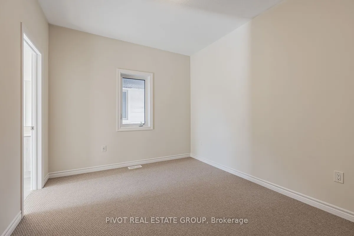 12 Waterfront Crescent, ON L1N 0M9