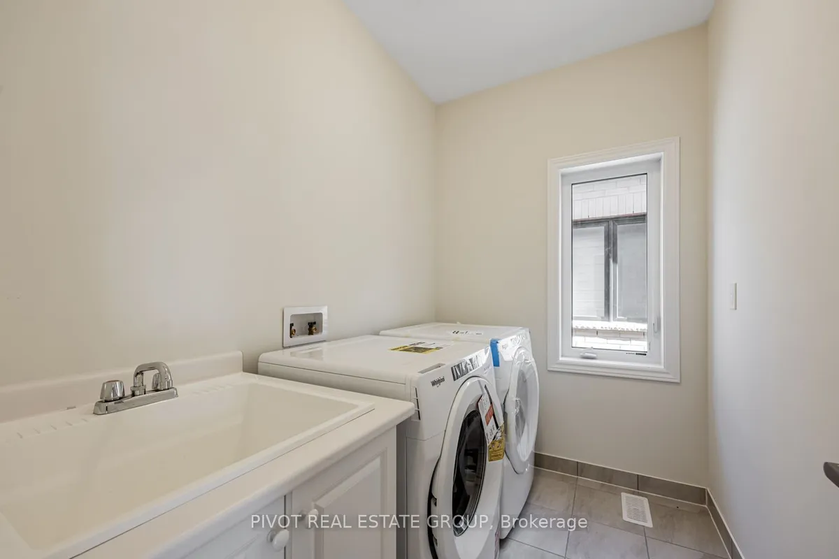 12 Waterfront Crescent, ON L1N 0M9