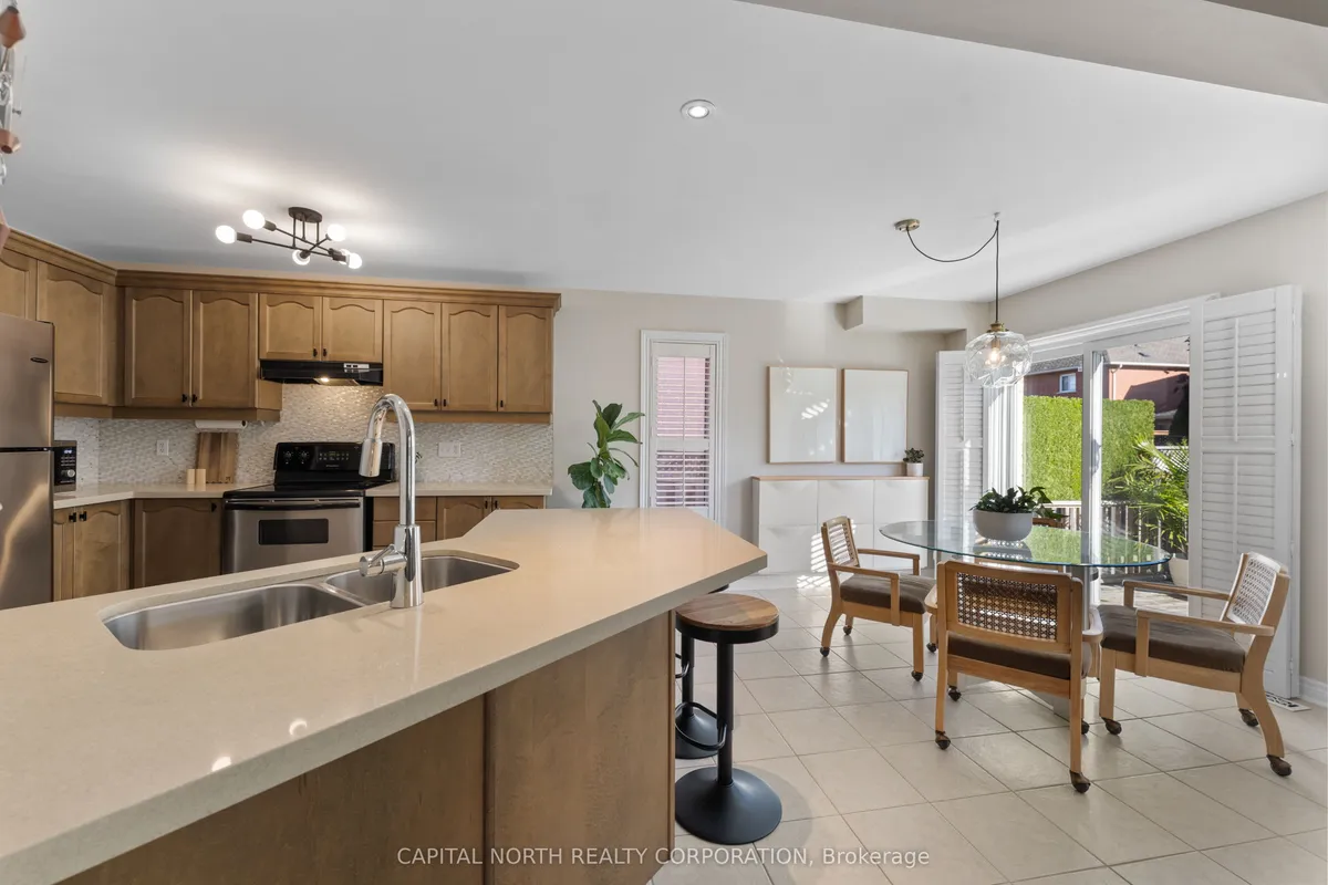 127 Baycliffe Drive, ON L1P 1V5