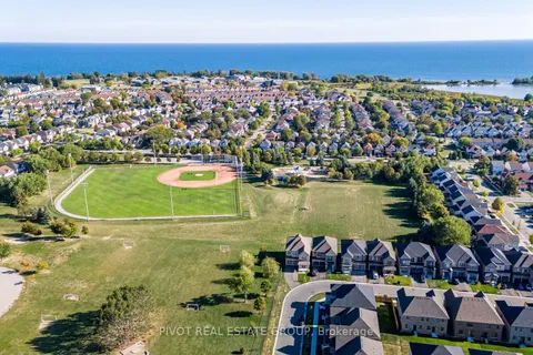 32 Waterfront Crescent, ON L1N 0M9