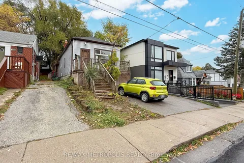 143 Kalmar Avenue, ON M1N 3G6