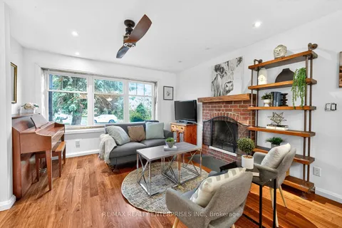 10 Colonial Avenue, ON M1M 2C2