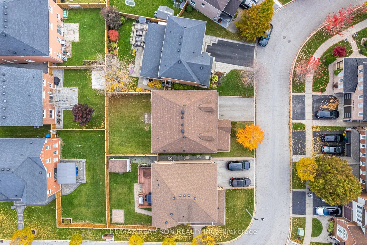 58 Bradbury Crescent, ON L1T 4G5