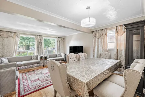 25 Chandler Drive, ON M1G 1Z1