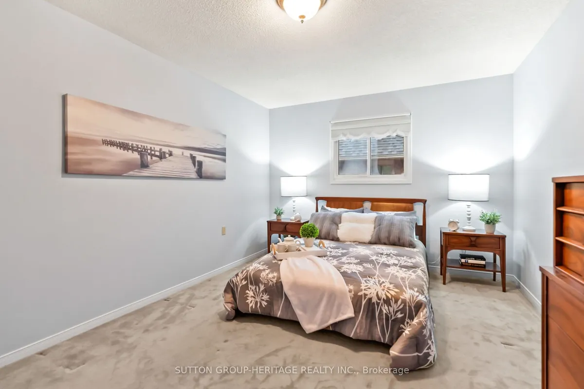 16 Mantell Crescent, ON L1T 3N6