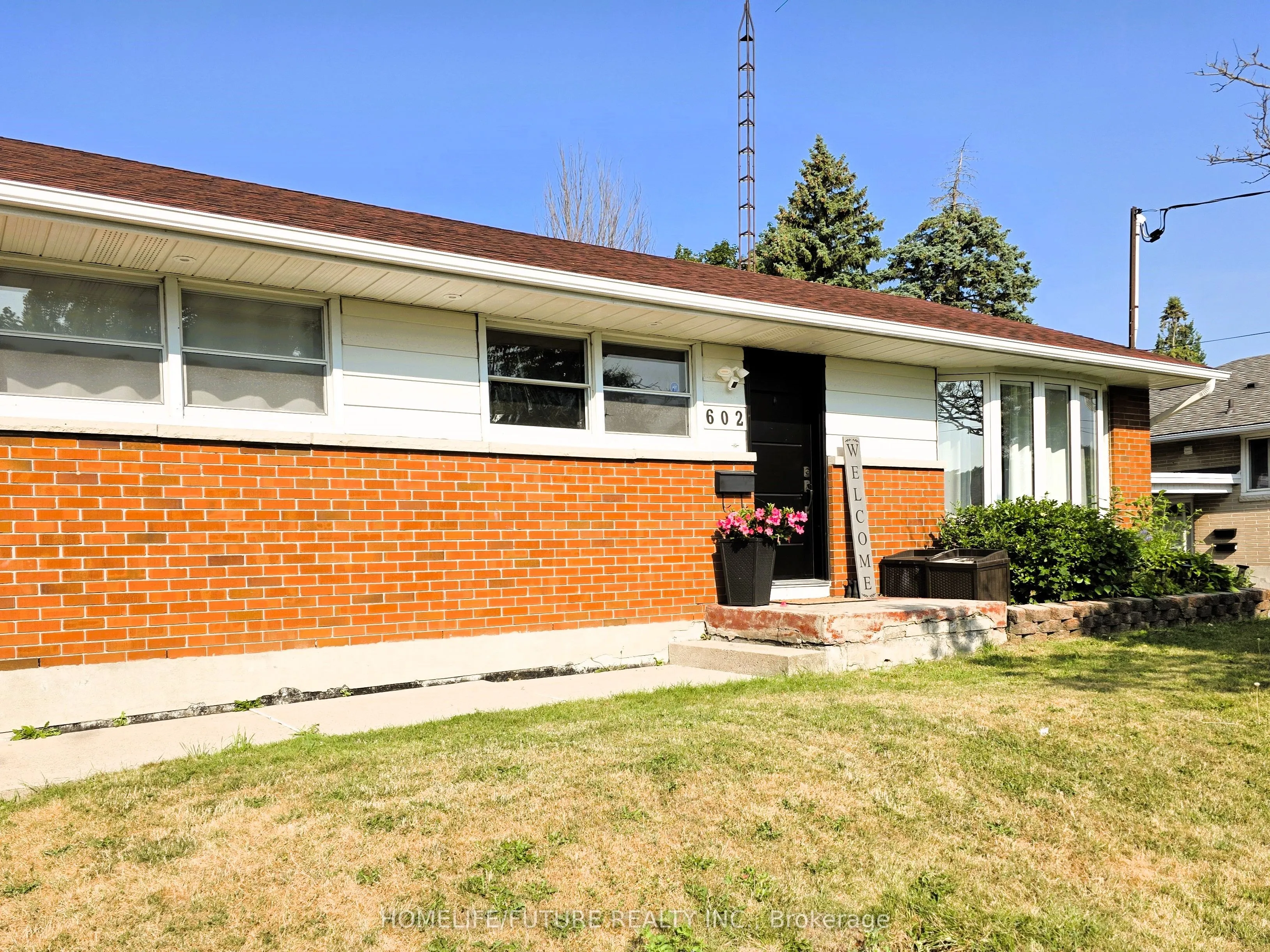 602 Finucane Street, ON L1J 5L6