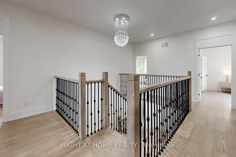 1988 Royal Road, ON L1V 1Y2