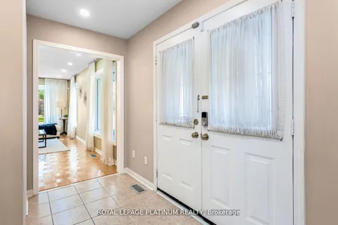 4 Skipperhill Crescent, ON M1X 1W2