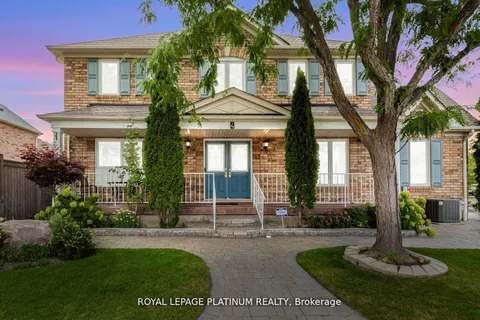 4 Skipperhill Crescent, ON M1X 1W2