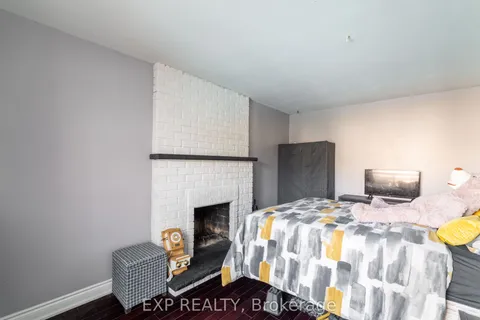 12 Empson Court, ON L1S 3Y3