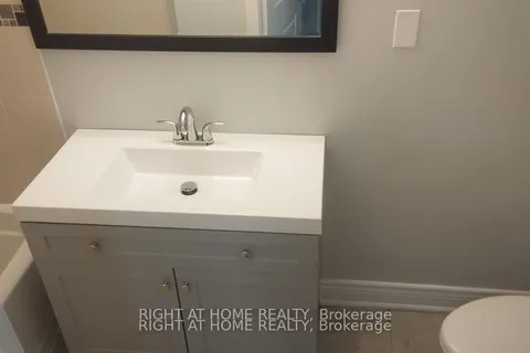 32 CONLINS RD N/A, ON M1C 1C3