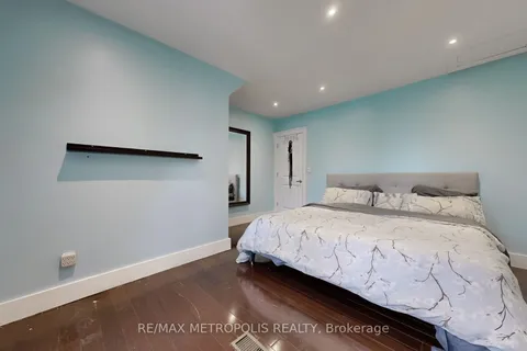 179 Coleman Avenue, ON M4C 1P9