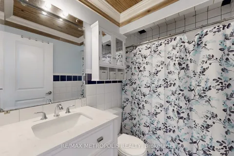 179 Coleman Avenue, ON M4C 1P9