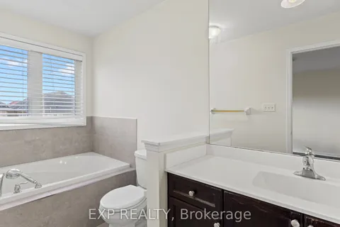 54 Tozer Crescent, ON L1T 5A1