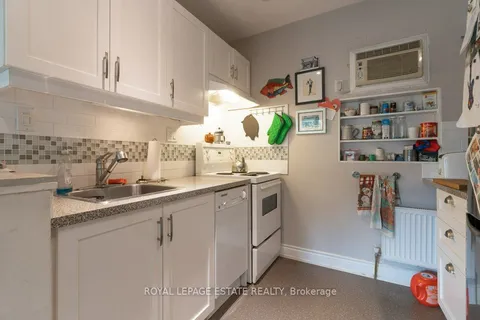 71 Rainsford Road, ON M4L 3N7