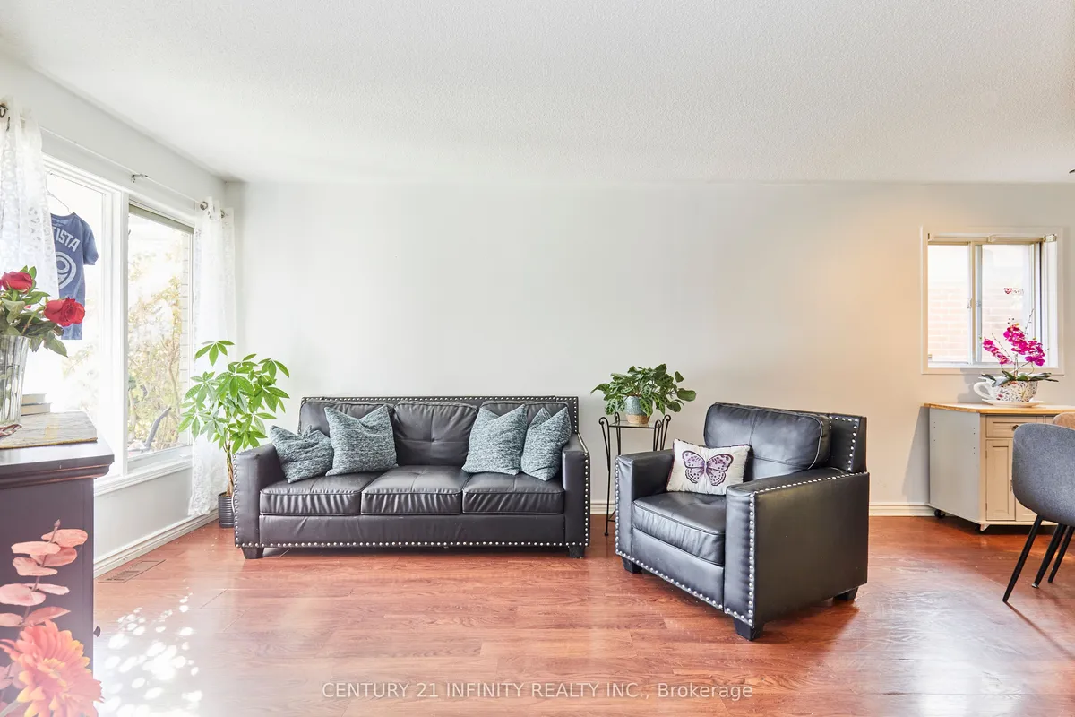 20 Brodie Court, ON L1C 4Z2