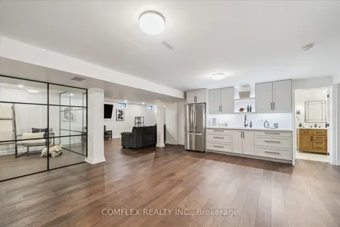 2 TAUNUS Court, ON L1C 4H5