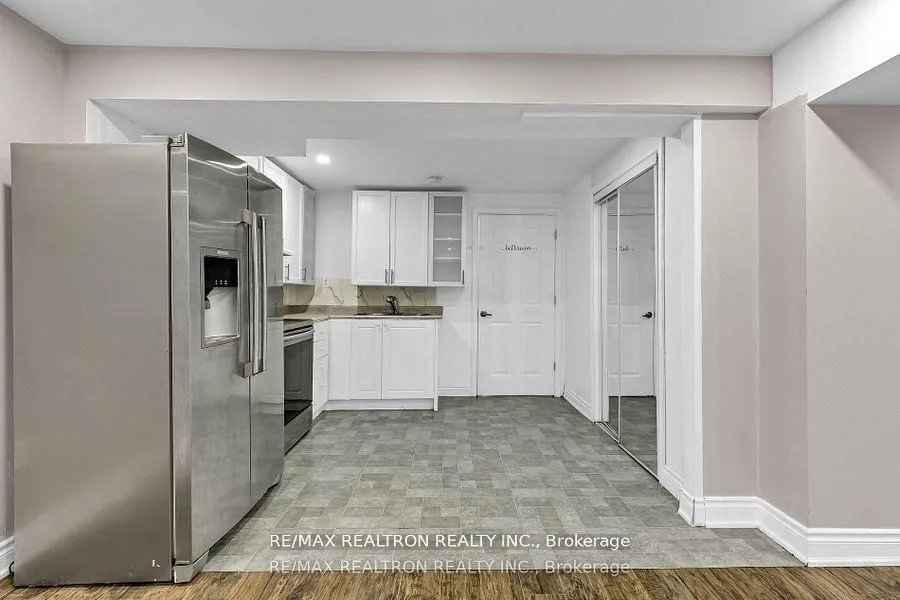 460 Gulfstream Avenue, ON L1H 7K4