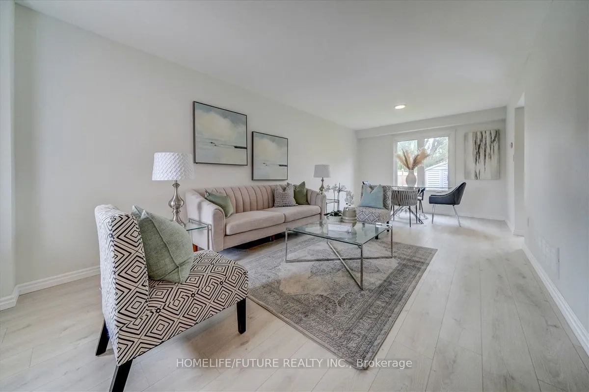 14 Knotty Pine Drive, ON L1R 2J6