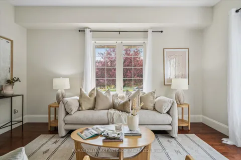 937 Pickering Beach Road, ON L1S 1G3