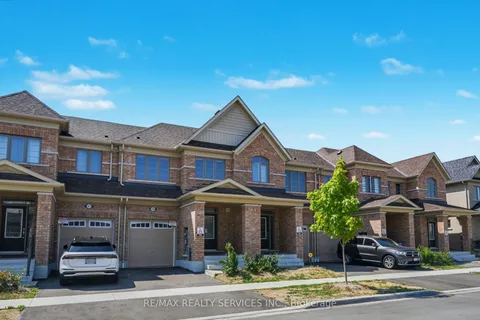 49 Bayardo Drive, ON L1L 0V2