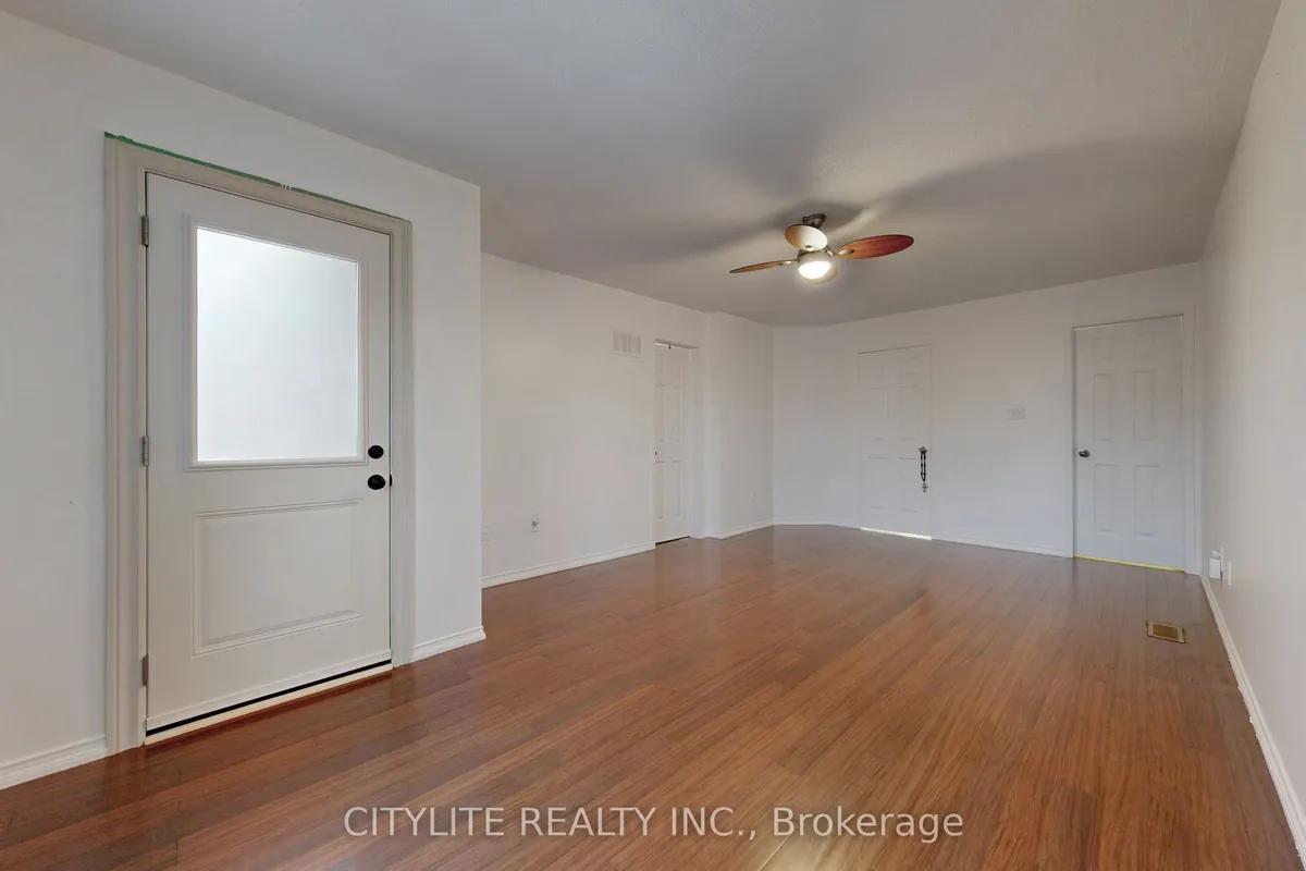 466 Whitby Shores Green Way, ON L1N 9R4