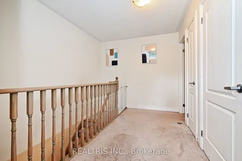 85 Tabaret Crescent, ON L1L 0G5