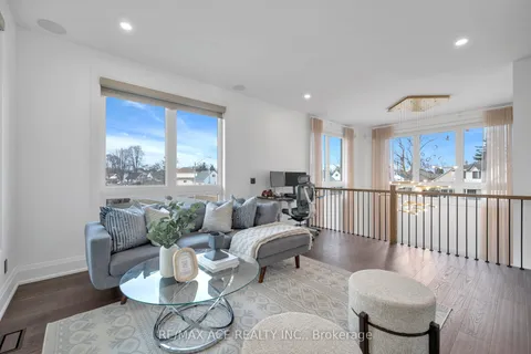 19 Burcher Road, ON L1S 2P8