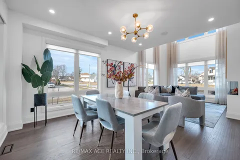 19 Burcher Road, ON L1S 2P8