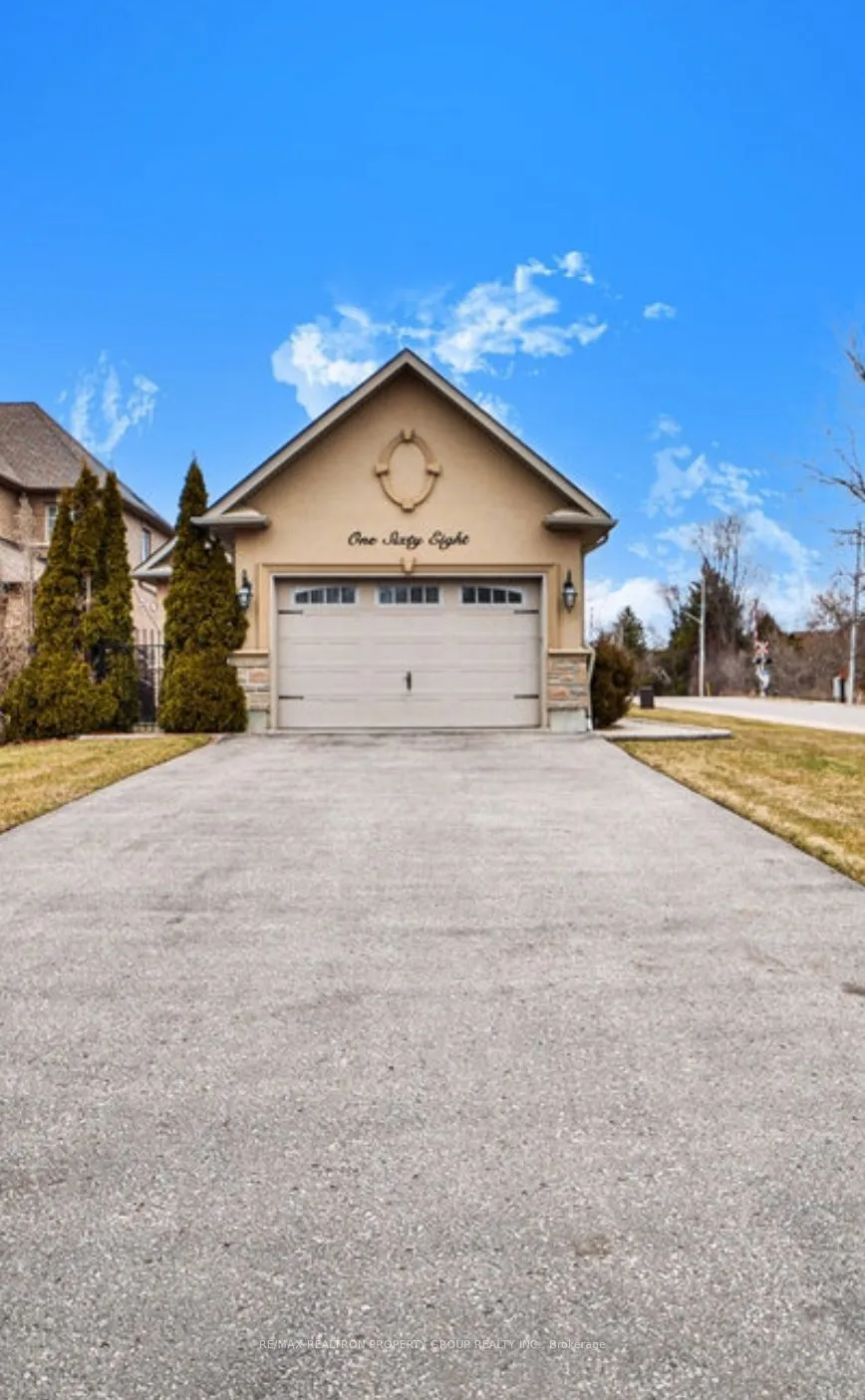 168 Twyn Rivers Drive, ON L1V 1E2