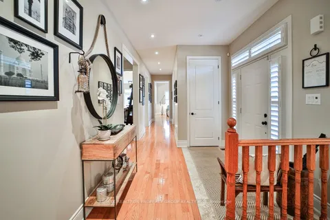 168 Twyn Rivers Drive, ON L1V 1E2