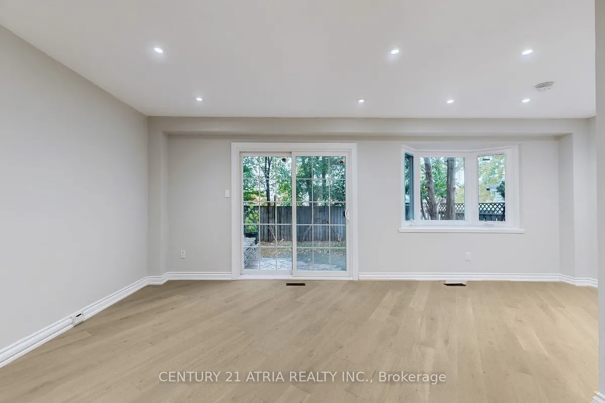 1671 Portland Court, ON L1V 5L5