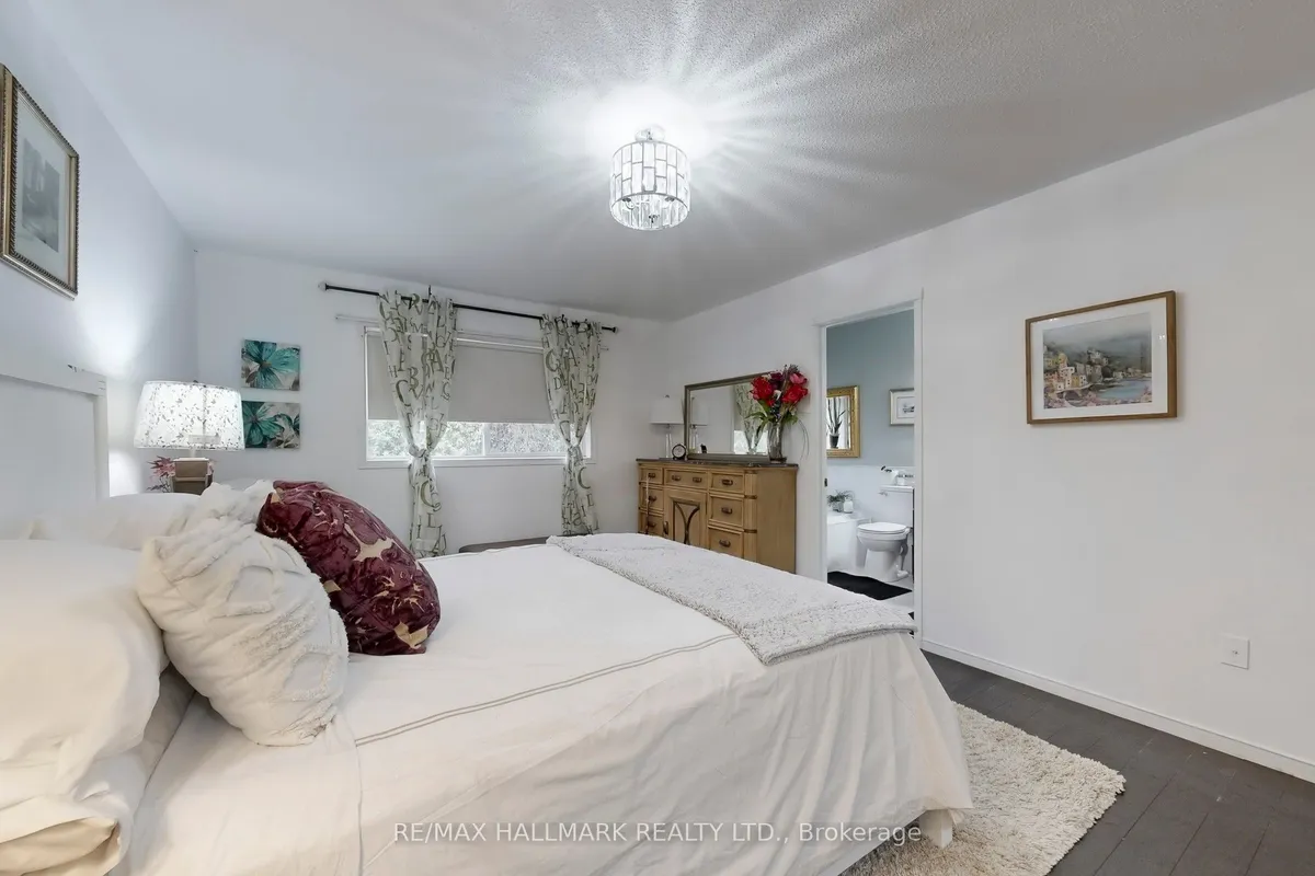 386 Strouds Lane, ON L1V 6X2