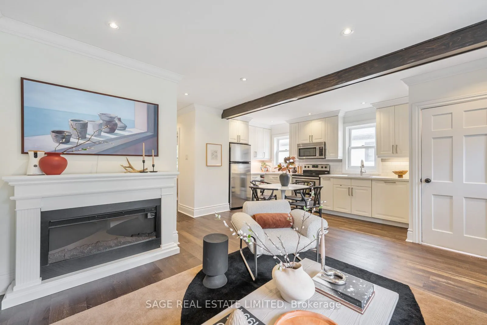 307 Warden Avenue, ON M1N 3A3