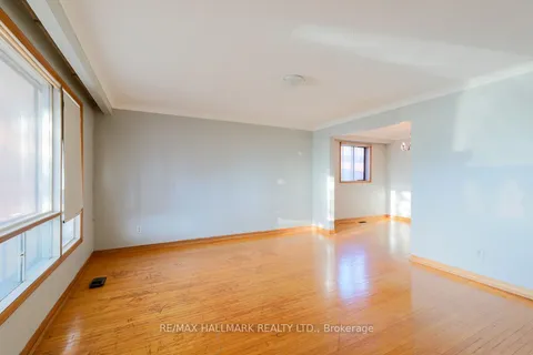 767 Midland Avenue, ON M1K 4E5