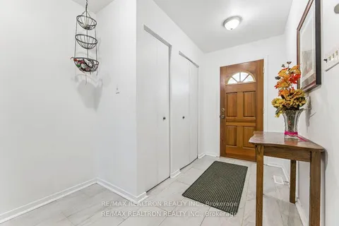 54 Rands Road, ON L1S 3P3