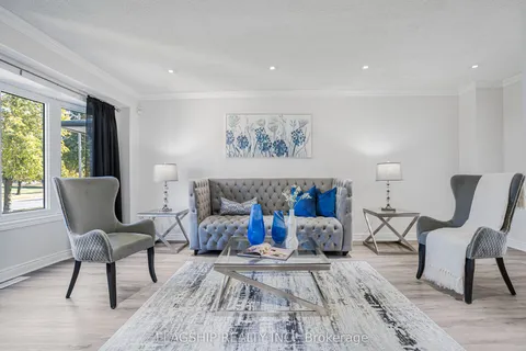 54 George Reynolds Drive, ON L1E 2C9