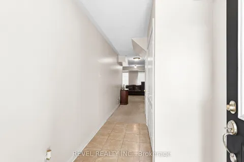 1516 Shepway Mews, ON L1X 0C7