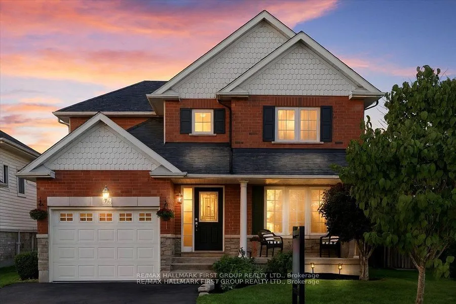 536 Woodmount Crescent, ON L1K 2T1