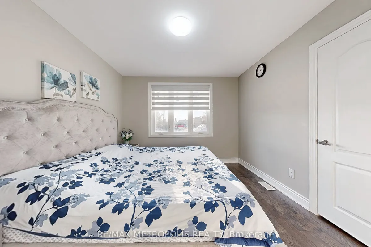 461 Warden Avenue, ON M1L 3Y9