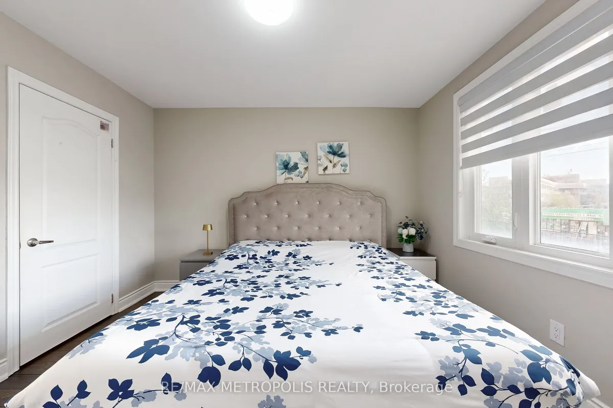 461 Warden Avenue, ON M1L 3Y9