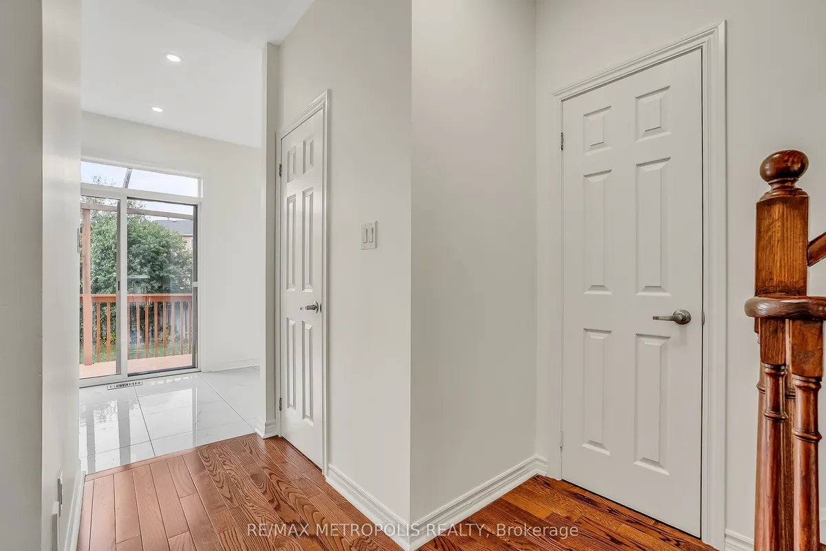 43 Horton Street, ON L1Z 1E3