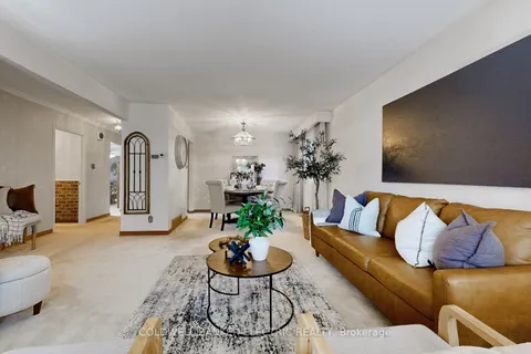 22 Tivoli Court, ON M1E 2A4