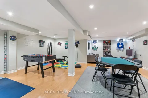 43 Chatterson Street, ON L1R 0B3