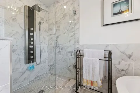 43 Chatterson Street, ON L1R 0B3