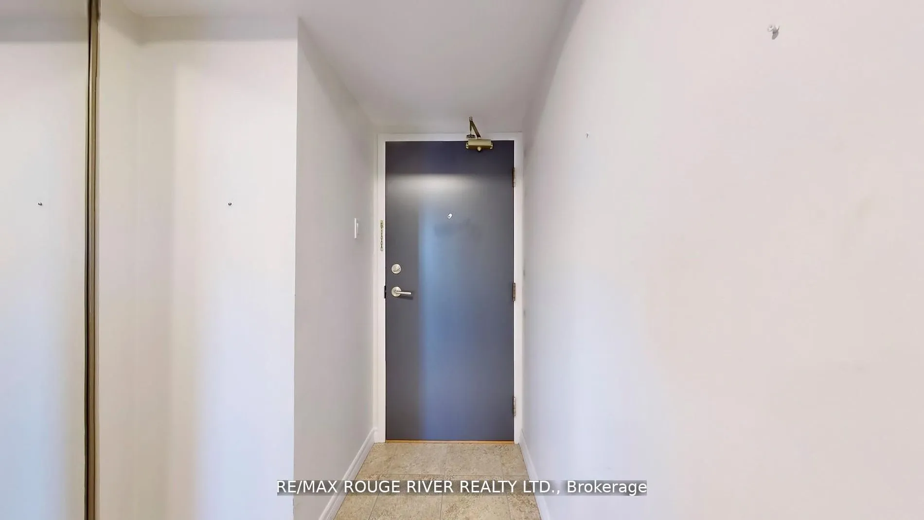 Condo Apartment interior view at 1655 Pickering Parkway Pickering